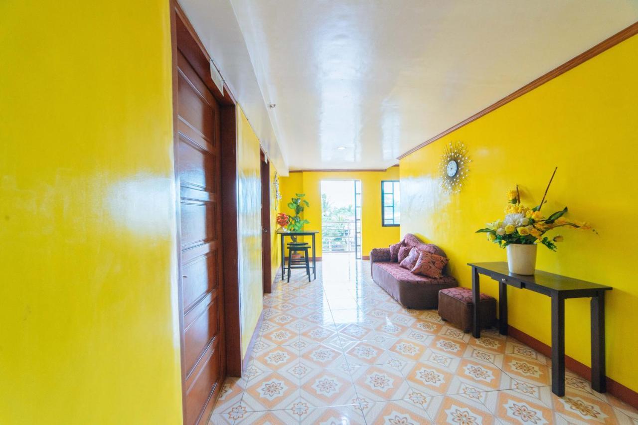 Reddoorz Near Golden Sarok Shrine Hotel Kalibo Exterior photo